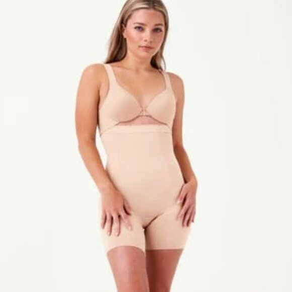 New SPANXsculpt OnCore High-Waist Sculpting Short Shapewear Soft Nude S SS1915 - Picture 1 of 6